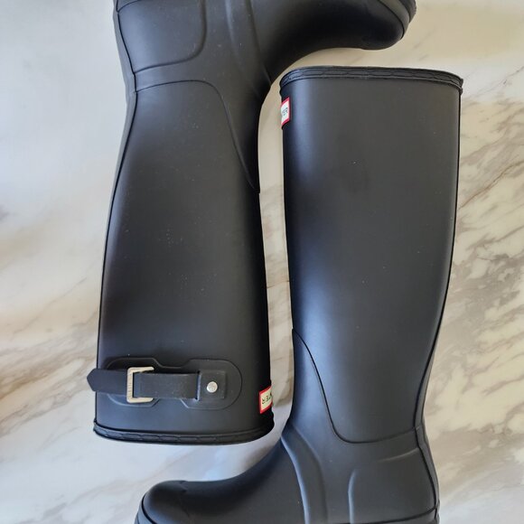 Hunter Women's Original Tall Rain Boots – Sustainable Style 🌧️🌱 - Picture 10 of 14